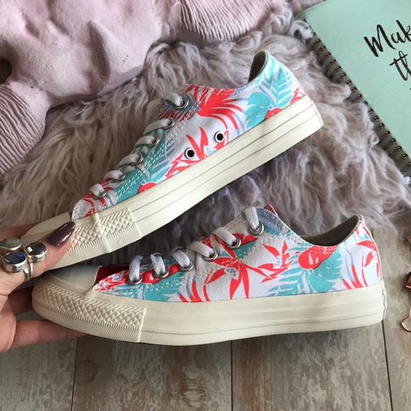 NWT Converse ID Custom Print low Tops - Picture 7 of 8